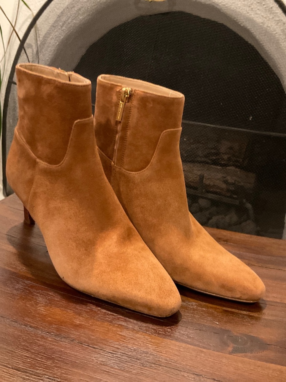 Veronica Beard Kelby Ankle Bootie Hazelwood Suede Size 7 - Picture 2 of 8
